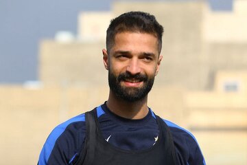 مدافع استقلال همچنان در پی معافیت تحصیلی