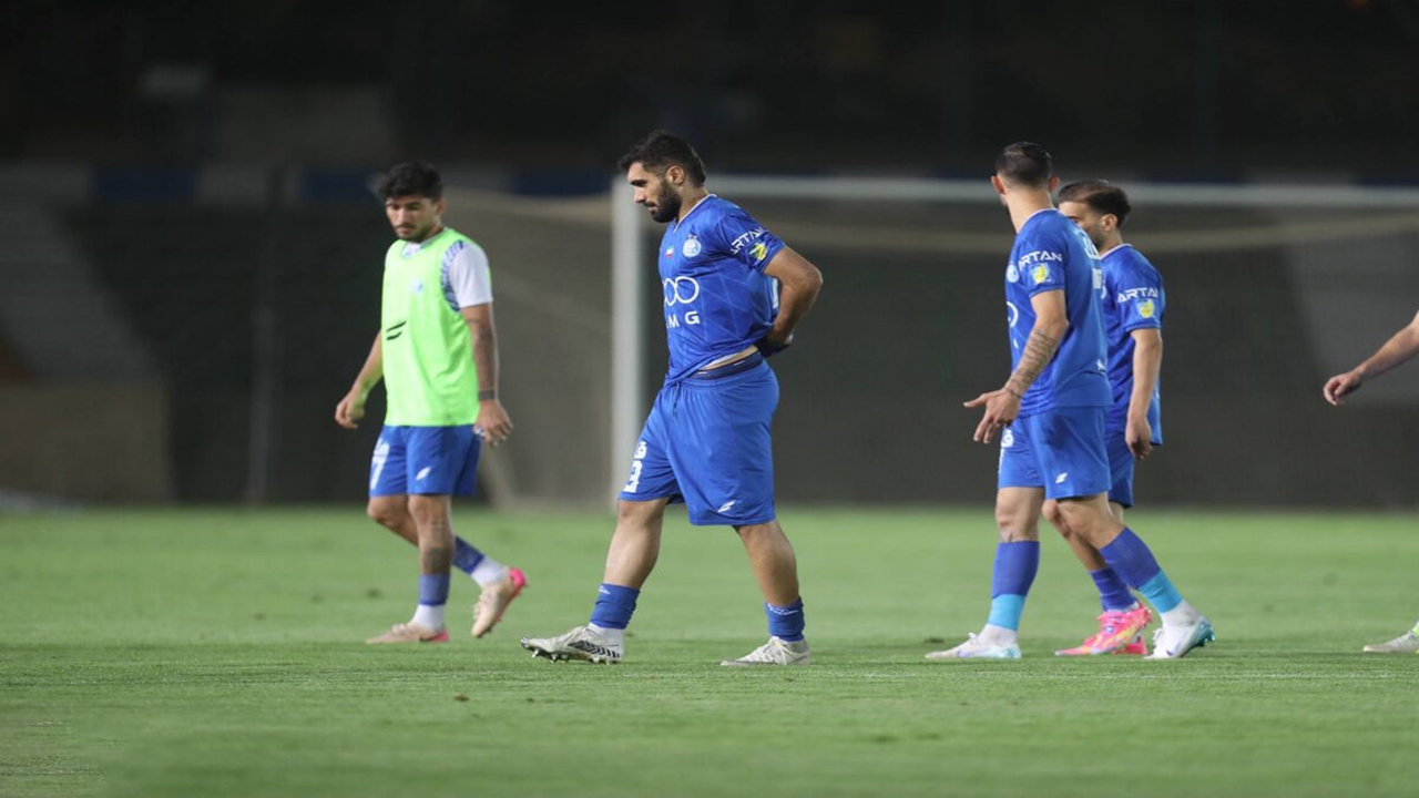 عارف‌ها در استقلال جابجا می‌شوند