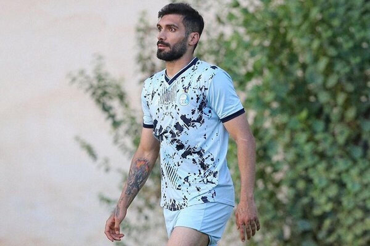 مدافع جنجالی از استقلال جدا شد!