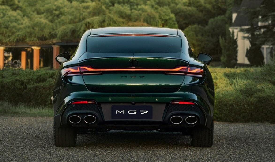 MG7-sports-sedan-8