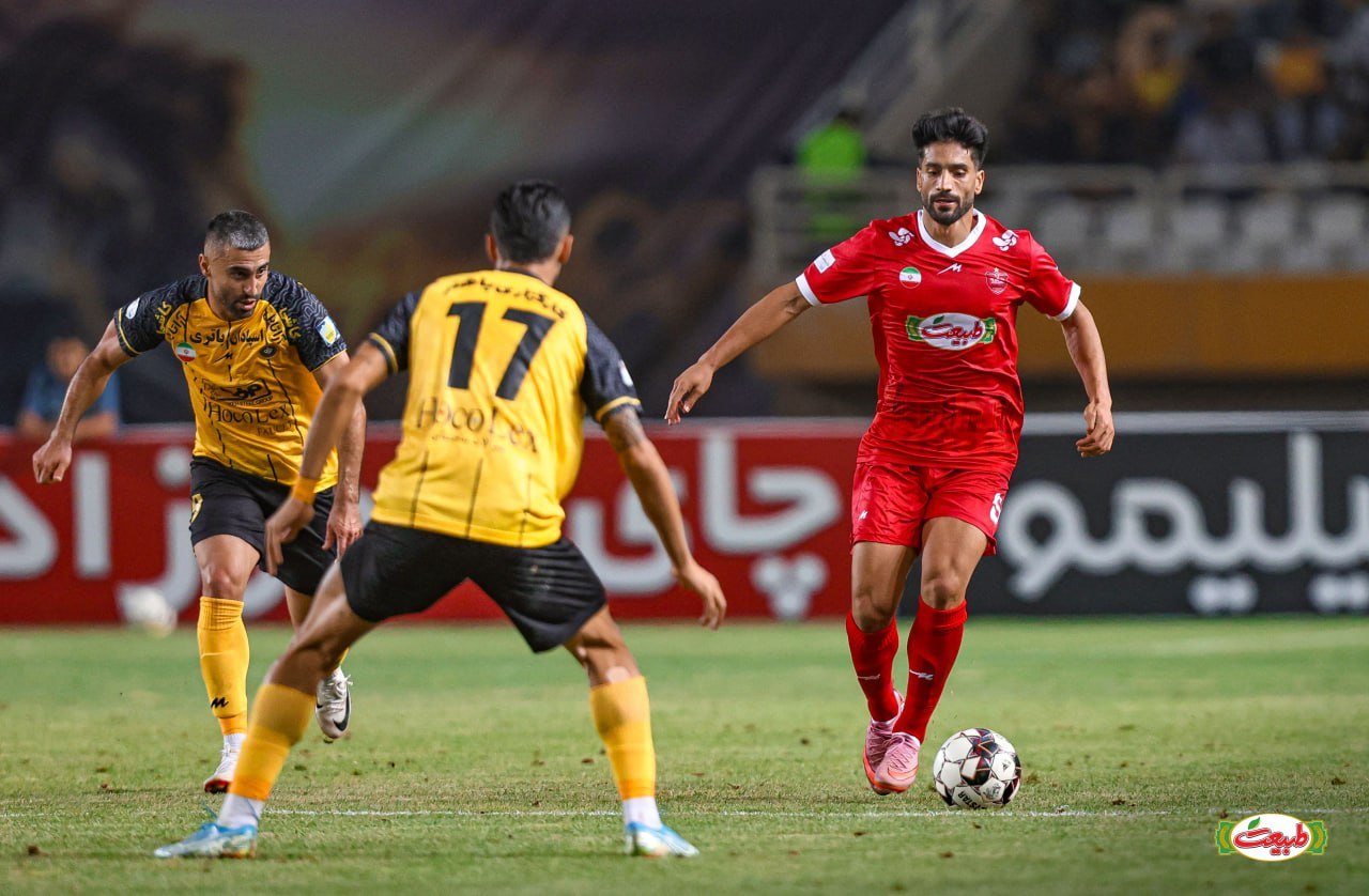 محسن خلیلی: ترکیب پرسپولیس بالانس نیست؛ هافبک‌ها حمل توپ خوبی نداشتند