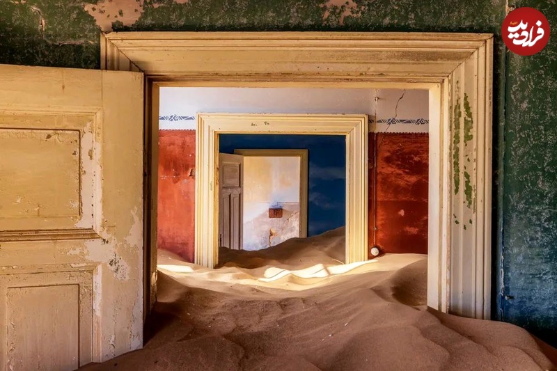 photo_5866199713542424509_y