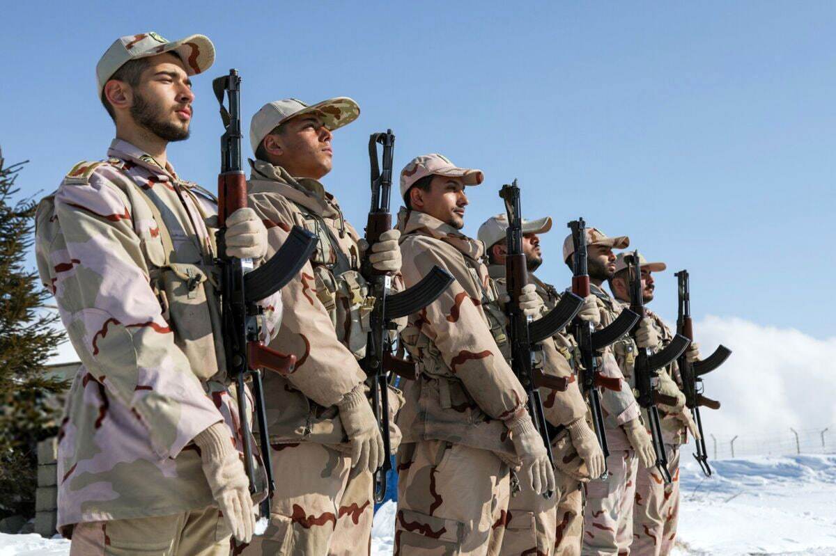 خبر خوش برای مشمولان سربازی / با افزایش حقوق سربازی تا ۱۴ میلیون موافقت شد