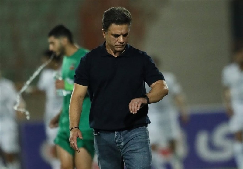 رضایی: استقلال و پرسپولیس ورزشگاه ندارند؛ چرا از آنها امتیاز کسر نمیشود؟ رضایی: استقلال و پرسپولیس ورزشگاه ندارند؛ چرا از آنها امتیاز کسر نمیشود؟