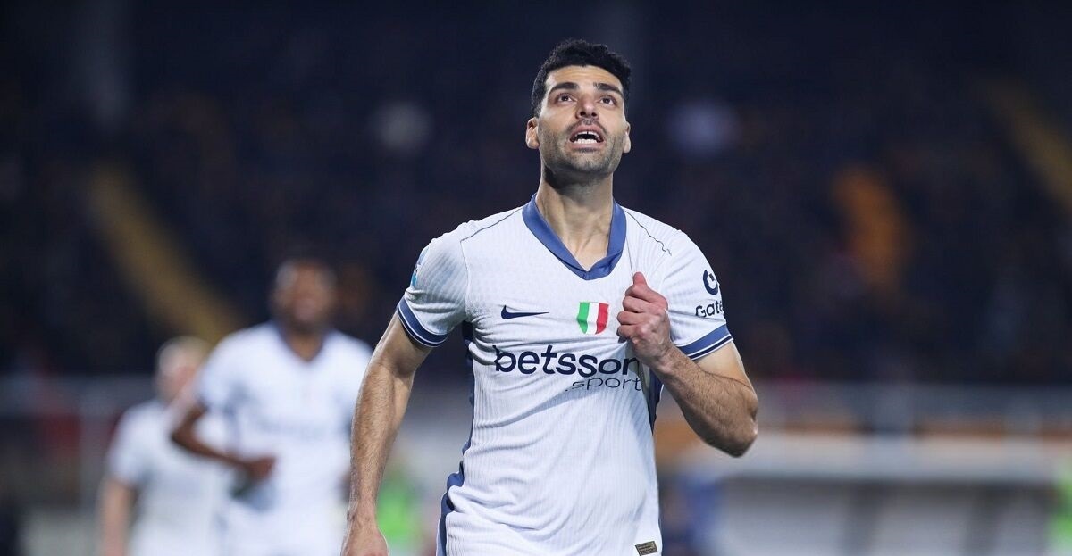 مهدی طارمی فقط برای افزایش رکورد به میدان آمد؟! مهدی طارمی فقط برای افزایش رکورد به میدان آمد؟!