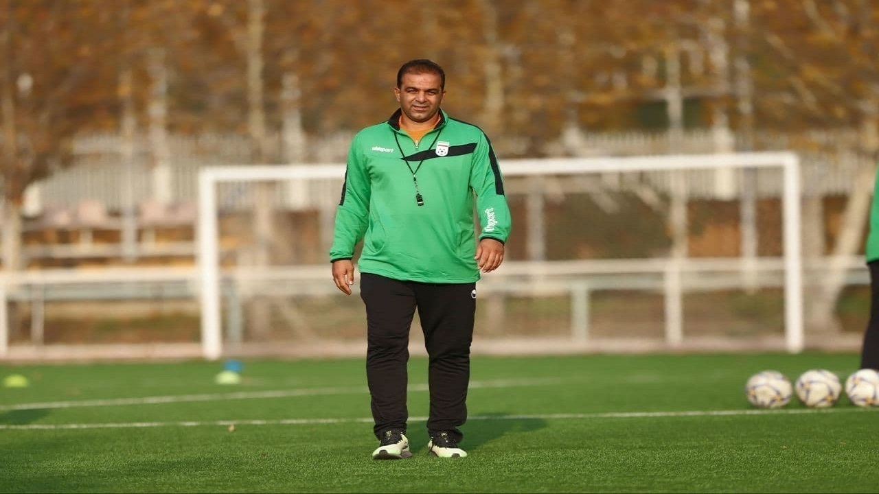 هیاهوی نقل و انتقالات بر پیکره استقلال سنگینی میکند/ عدم تمرکز و غافلگیری باعث شکست سپاهان شد هیاهوی نقل و انتقالات بر پیکره استقلال سنگینی میکند/ عدم تمرکز و غافلگیری باعث شکست سپاهان شد