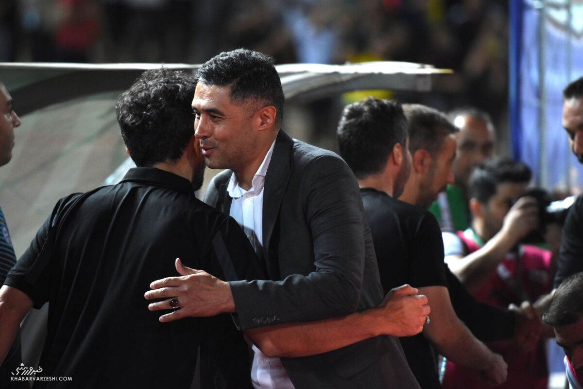 فراز فاطمی: پنالتی ما دیده نشد، مدافع استقلال هم باید اخراج میشد/ با محمدرضا گلزار در مورد چادرملو مذاکره کردم فراز فاطمی: پنالتی ما دیده نشد، مدافع استقلال هم باید اخراج میشد/ با محمدرضا گلزار در مورد چادرملو مذاکره کردم
