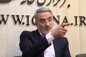 تذکر نماینده مجلس: معوقات معلمان بازنشسته را پرداخت و احکام‌شان را اصلاح کنید