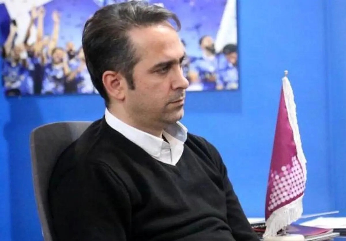 خطیر: بسته شدن پنجره استقلال به خاطر ناآگاهی مدیران باشگاه است