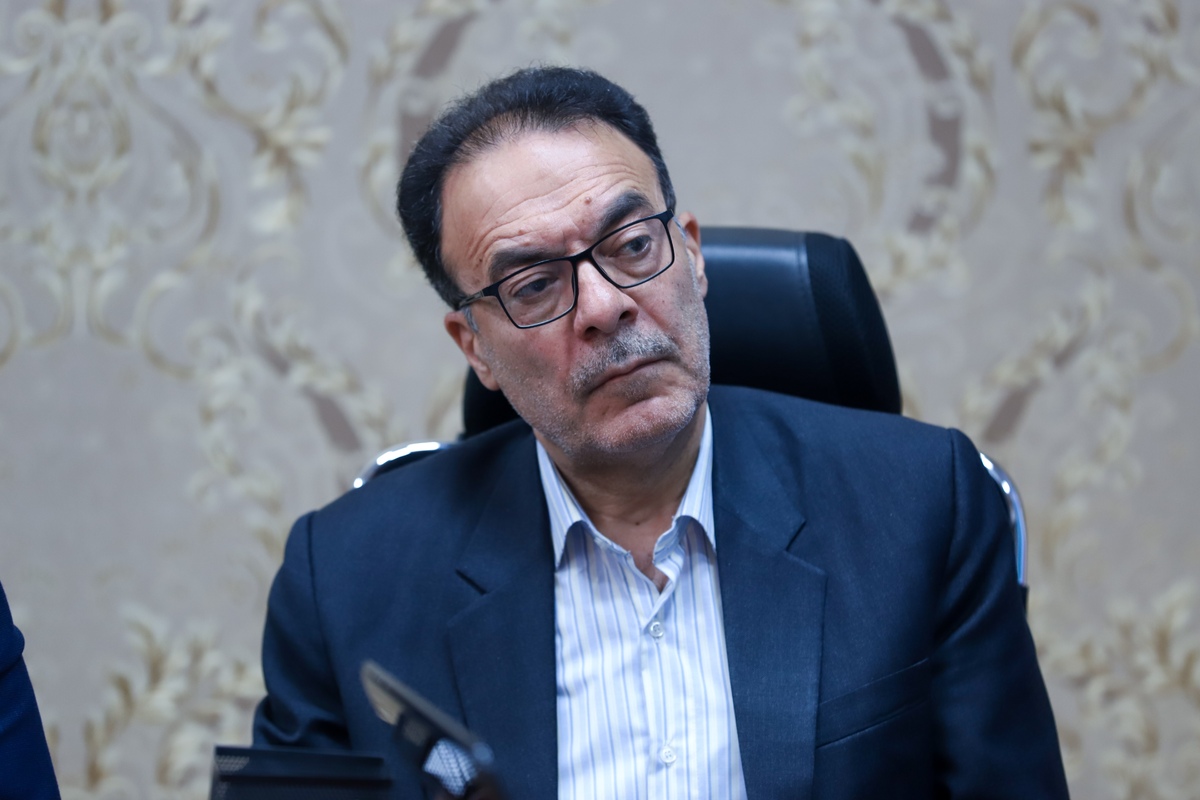 انتقاد نماینده اراک از عملکرد صندوق ذخیره فرهنگیان انتقاد نماینده اراک از عملکرد صندوق ذخیره فرهنگیان