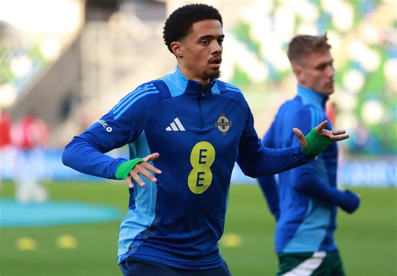 جزئیاتی از حضور لِویس در پرسپولیس؛ تأکید بر تأیید ۳ پزشک و آزمایش در تمرینات! جزئیاتی از حضور لِویس در پرسپولیس؛ تأکید بر تأیید ۳ پزشک و آزمایش در تمرینات!