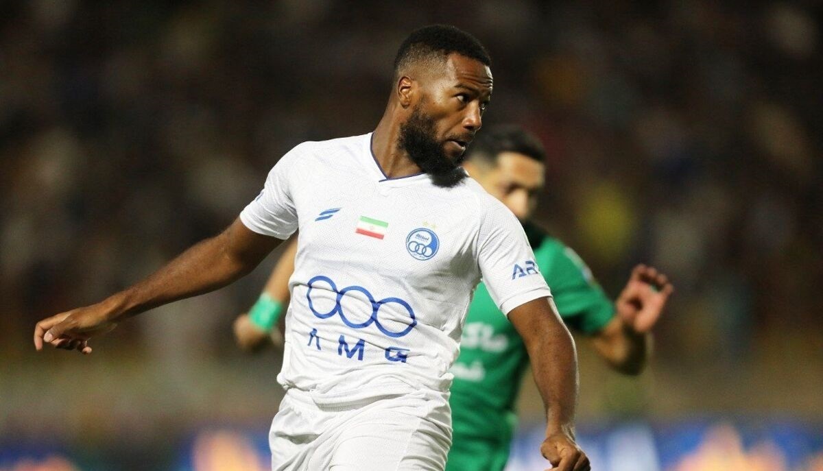 مهاجم استقلال مسابقه با مس رفسنجان را از دست می‌دهد؟!