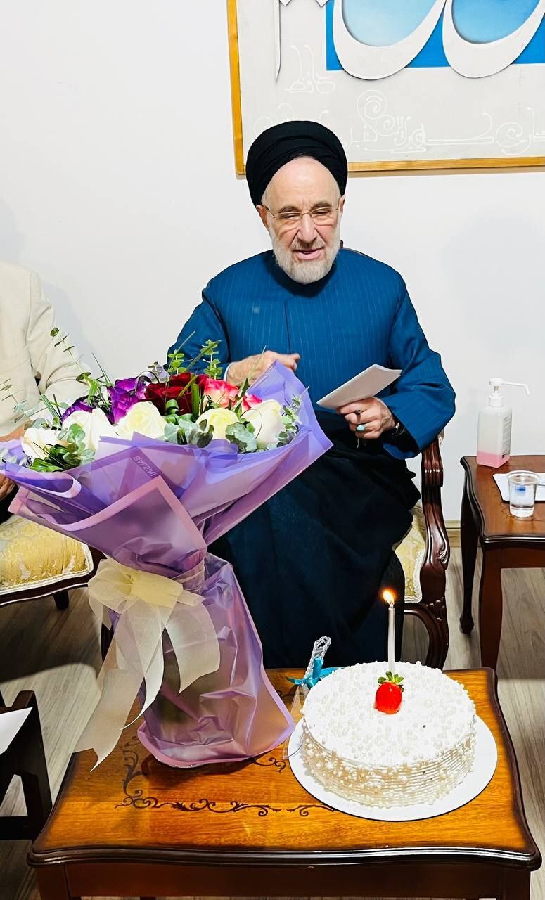 خاتمی ۸۲ ساله شد