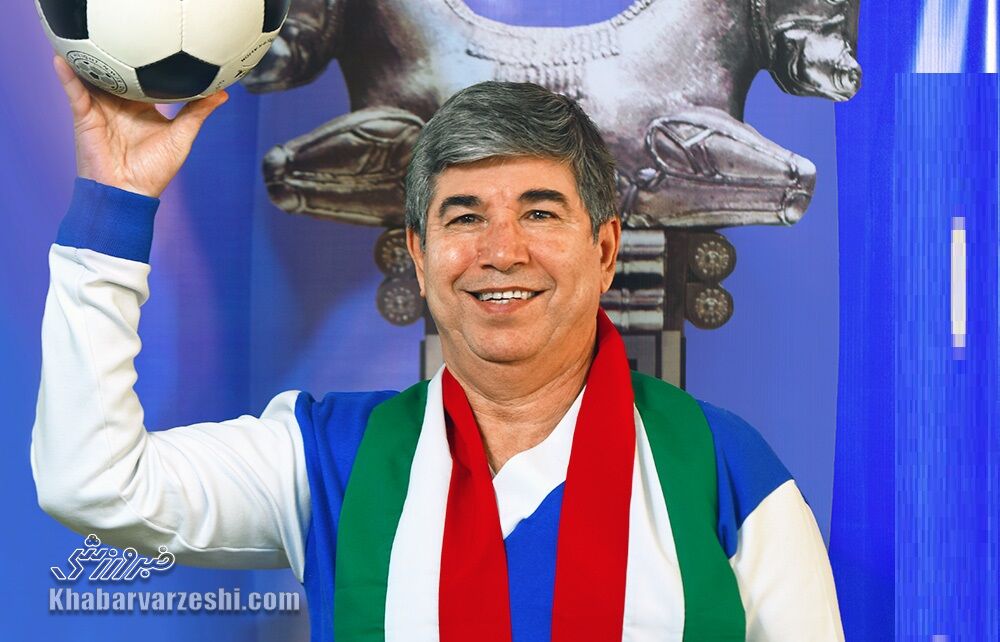 بازیکن دو میلیون دلاری روی نیمکت استقلال؟ با پول مردم چه می‌کنید!