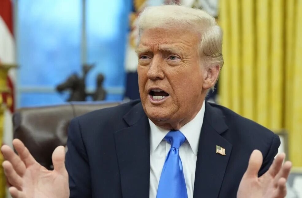 ادعای ترامپ: دو هفته پیش گزارشهایی شنیدم که ایران بهدنبال ساخت سلاح هستهای است؛ گفتم «نگران نباشید؛ آنها کارهای زیادی دارند که میخواهند قبل از ساخت سلاح هستهای انجام دهند» ادعای ترامپ: دو هفته پیش گزارشهایی شنیدم که ایران بهدنبال ساخت سلاح هستهای است؛ گفتم «نگران نباشید؛ آنها کارهای زیادی دارند که میخواهند قبل از ساخت سلاح هستهای انجام دهند»