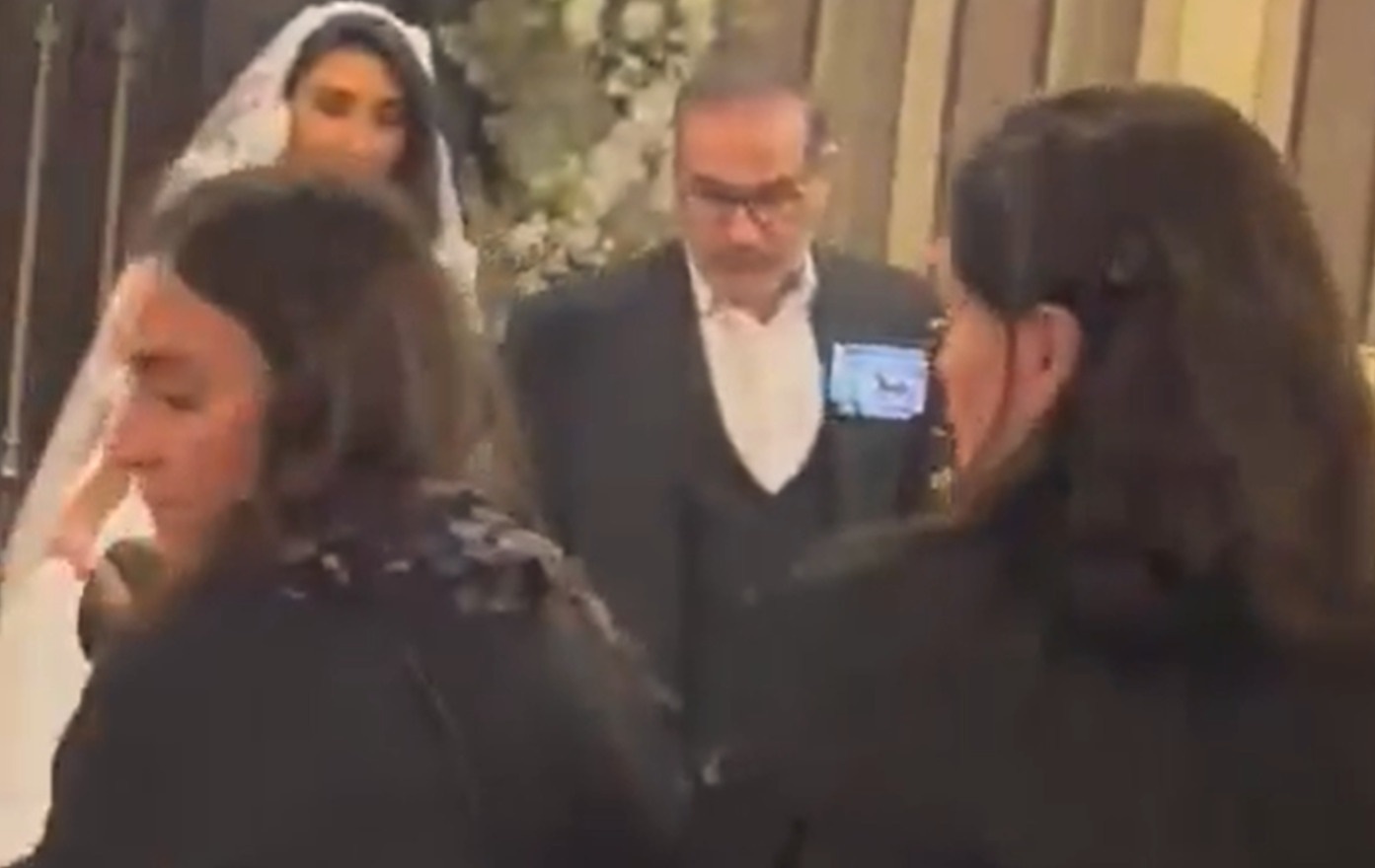 عصبانیت روزنامه جوان از انتشار فیلم عروسی دختر شمخانی؛ منتشرکنندگان فیلم باید مورد پیگرد قرار بگیرند