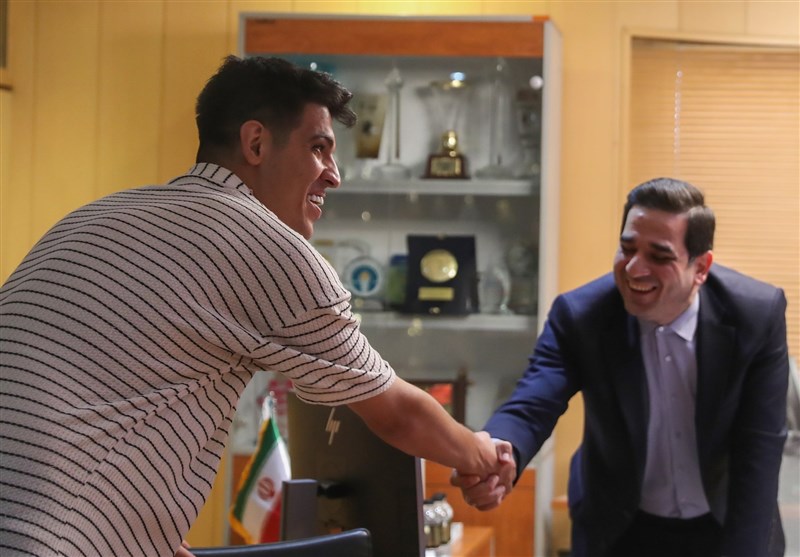 آخرین وضعیت صابر کاظمی از زبان رئیس فدراسیون والیبال؛ «صابر هنوز به هوش نیامده است»