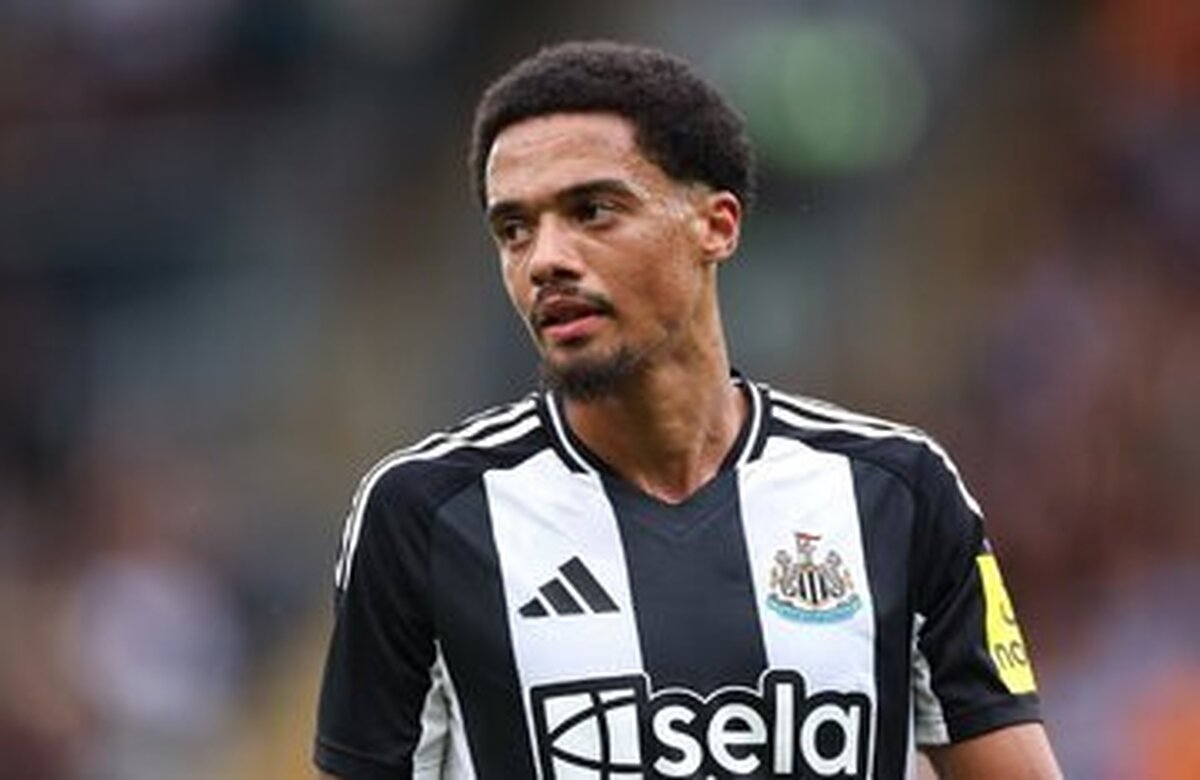 رونمایی پرسپولیس از بازیکن پریمیرلیگی بزودی