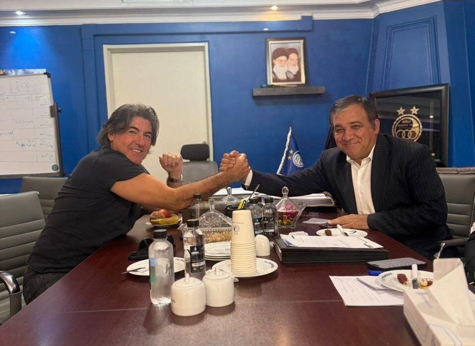 علی تاجرنیا: باید استقلال را درست کنیم!