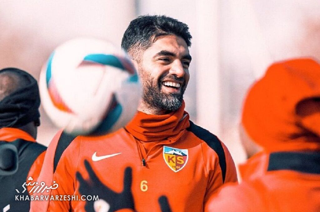 بمب جدید نقل و انتقالاتی در راه لیگ برتر؛ دعوای استقلال و سپاهان به نفع پرسپولیس و تراکتور!