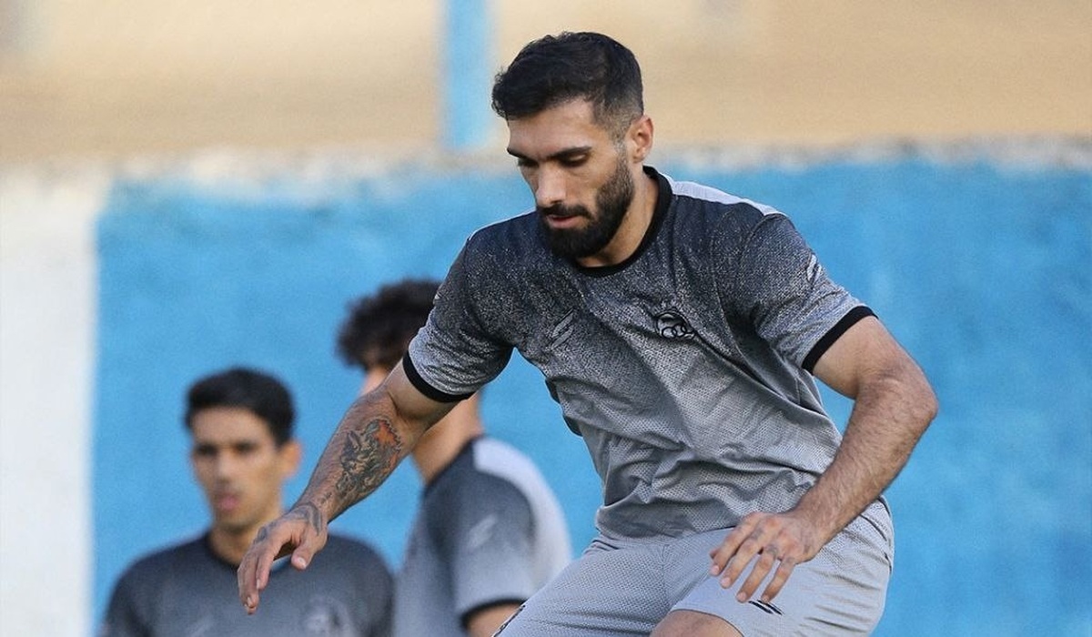 استقلال با دو مدافع خبرسازش آشتی کرد