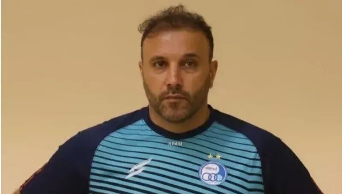 استقلال رسماً با هدایت محمدرضا حیدریان وارد فوتسال شد استقلال رسماً با هدایت محمدرضا حیدریان وارد فوتسال شد