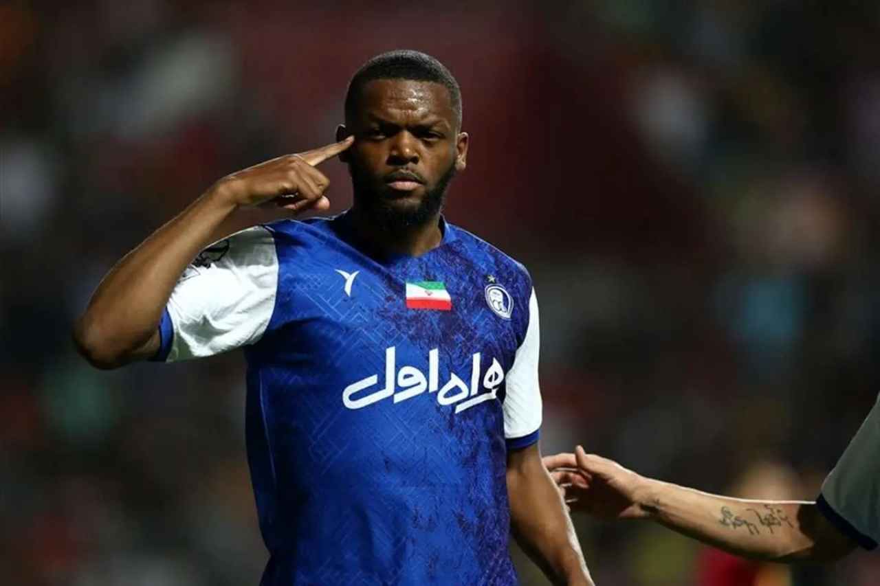 کوین یامگا 800 هزار دلار از استقلال می‌گیرد!