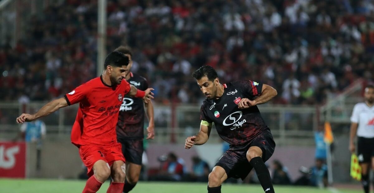 سرگردانی در تبریز؛ بازی تراکتور و پرسپولیس کجا برگزار میشود؟ سرگردانی در تبریز؛ بازی تراکتور و پرسپولیس کجا برگزار میشود؟