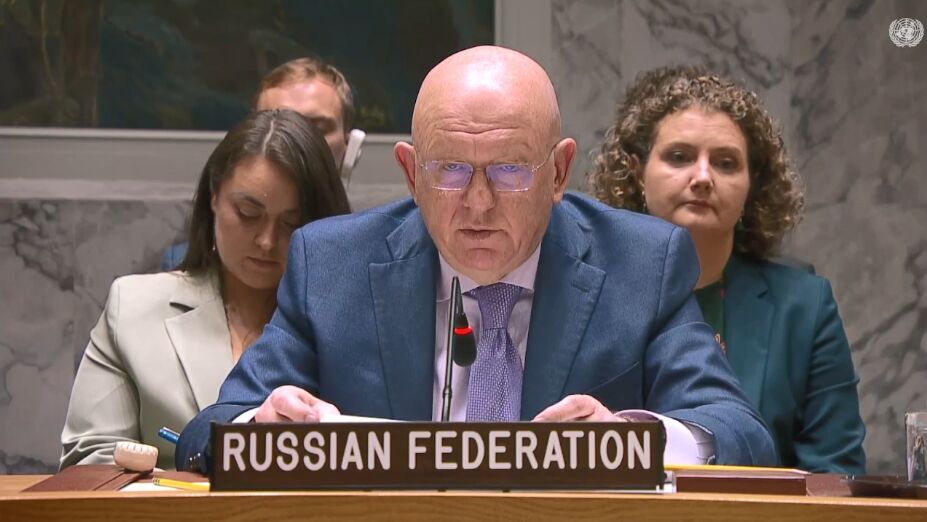 نامه روسیه به رئیس شورای امنیت و دبیرکل سازمان ملل: کل فرآیند «اسنپبک» از اساس باطل است / سه کشور اروپایی الزامات فرایند اسنپبک را رعایت نکردهاند / بازنشر فهرست تحریمهای ایران، فعالسازی وبسایت کمیته تحریم و اطلاعیه مربوطه، غیرقانونی است / سازمان ملل باید بیدرنگ بازگرداندن فهرست تحریمها را لغو و وبسایت مربوط به کمیته ۱۷۳۷ را تعطیل کند نامه روسیه به رئیس شورای امنیت و دبیرکل سازمان ملل: کل فرآیند «اسنپبک» از اساس باطل است / سه کشور اروپایی الزامات فرایند اسنپبک را رعایت نکردهاند / بازنشر فهرست تحریمهای ایران، فعالسازی وبسایت کمیته تحریم و اطلاعیه مربوطه، غیرقانونی است / سازمان ملل باید بیدرنگ بازگرداندن فهرست تحریمها را لغو و وبسایت مربوط به کمیته ۱۷۳۷ را تعطیل کند