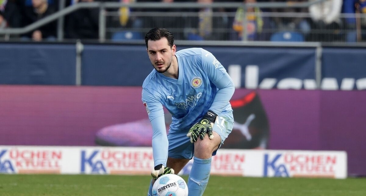 گلری که قرار بود الان به کار تراکتور بیاید کجاست؟! گلری که قرار بود الان به کار تراکتور بیاید کجاست؟!