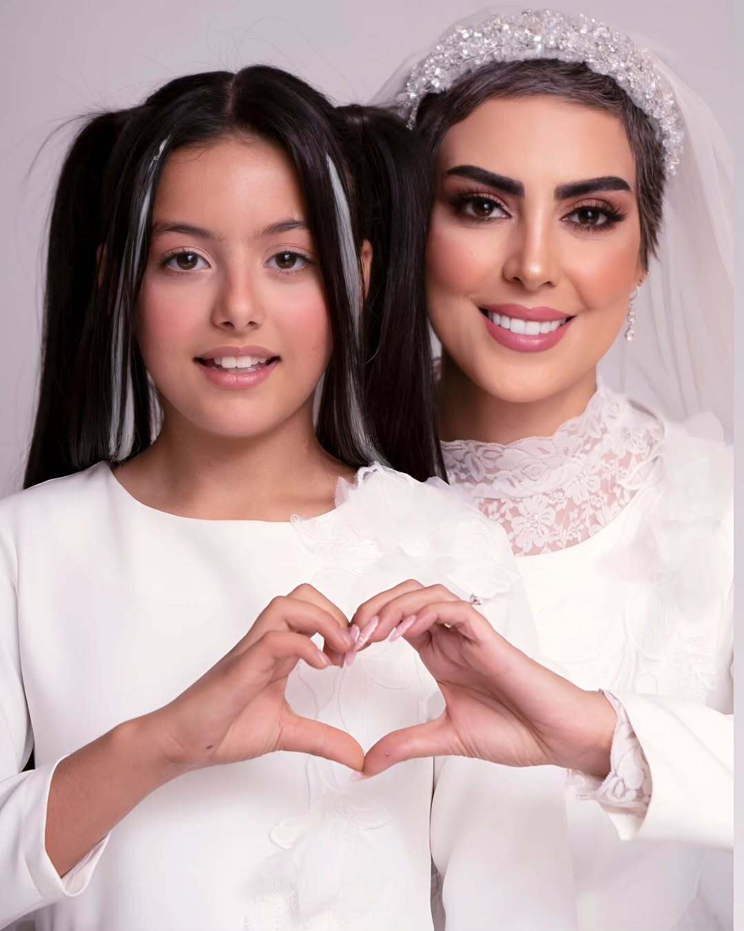 بازیگر سریال گاندو با لباس عروس بازیگر سریال گاندو با لباس عروس