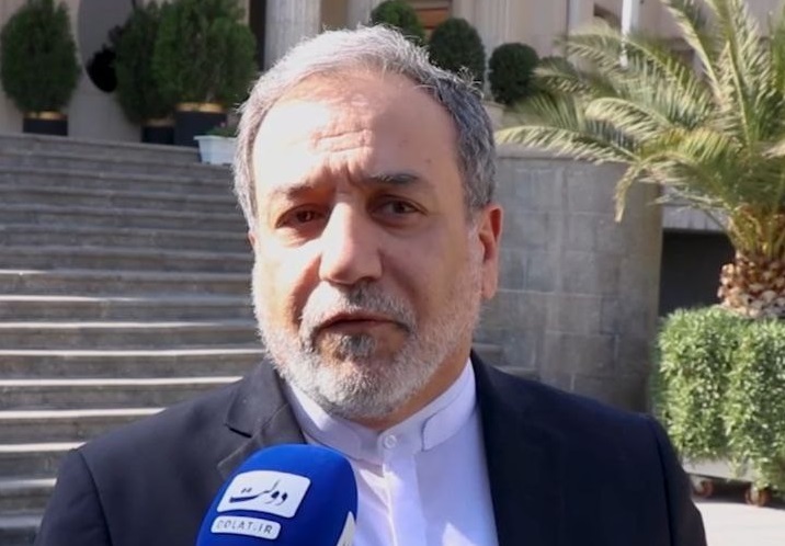 عراقچی: در حال حاضر هیچ امکانی برای از سر گیری مذاکرات با آمریکا وجود ندارد / هیچ رویکرد مثبت یا سازندهای از طرف آمریکا نمیبینیم / هر زمان که آنها برای مذاکرهای برابر برای یک توافق سودمند آماده باشند، مذاکره میتواند ممکن باشد عراقچی: در حال حاضر هیچ امکانی برای از سر گیری مذاکرات با آمریکا وجود ندارد / هیچ رویکرد مثبت یا سازندهای از طرف آمریکا نمیبینیم / هر زمان که آنها برای مذاکرهای برابر برای یک توافق سودمند آماده باشند، مذاکره میتواند ممکن باشد