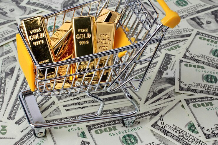 یک پیش‌بینی عجیب از قیمت طلا در هفته آینده/ منتظر ریزش سنگین قیمت‌ها باشیم؟