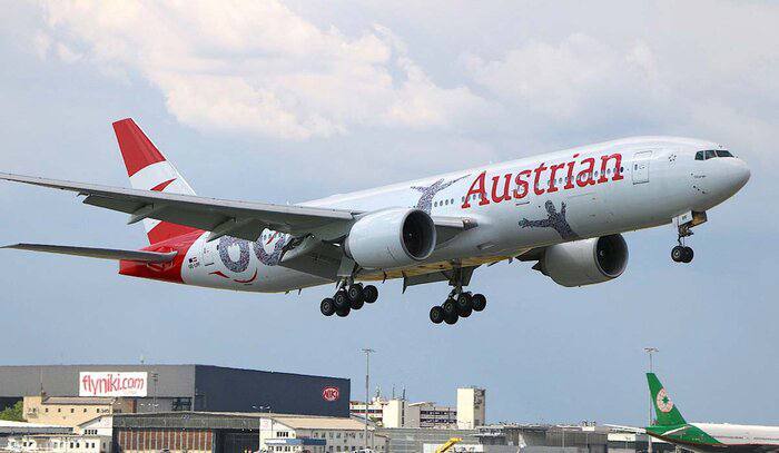 پروازهای اتریش به تهران برقرار می‌ماند!