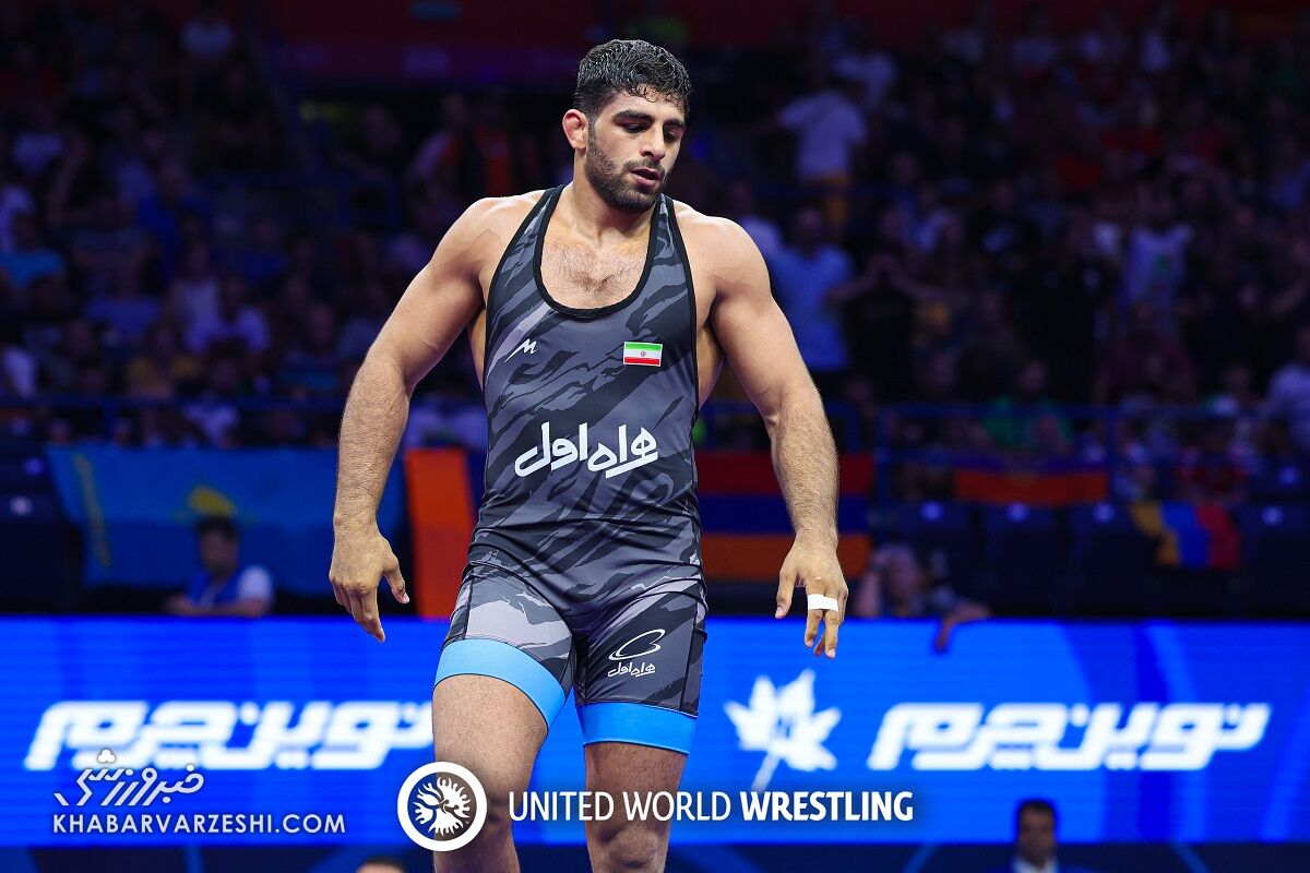 آبی‌ها دست‌بردار نیستند/ استقلال در پی صید ۳ قهرمان کشتی