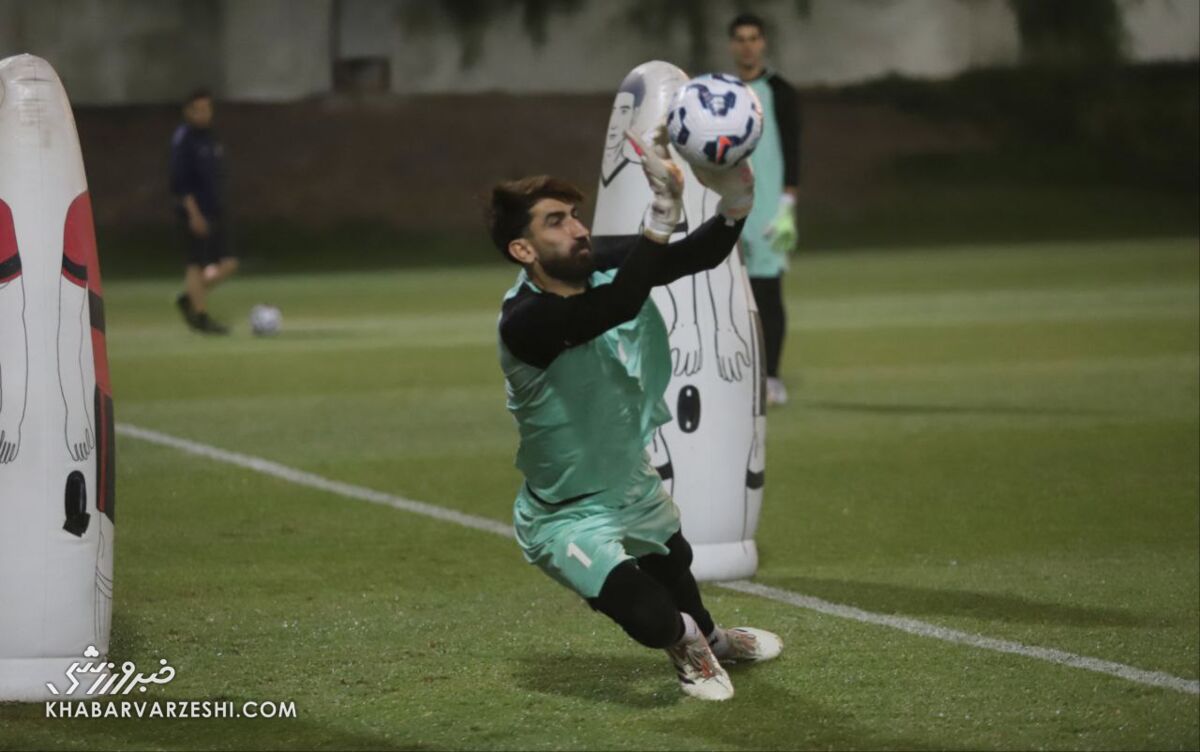 علیرضا بیرانوند، مربی جدید تیم ملی! علیرضا بیرانوند، مربی جدید تیم ملی!