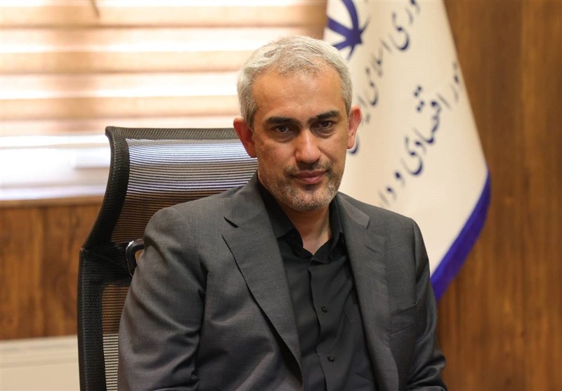 تذکر به مدنیزاده درباره ورود بازنشستگان سیاسی به هیئت مدیره شرکتهای بزرگ تذکر به مدنیزاده درباره ورود بازنشستگان سیاسی به هیئت مدیره شرکتهای بزرگ