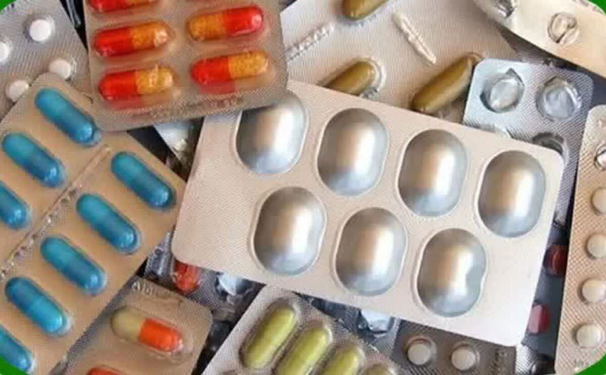 کشف قرص و داروهای غیرمجاز از عطاری در تاکستان