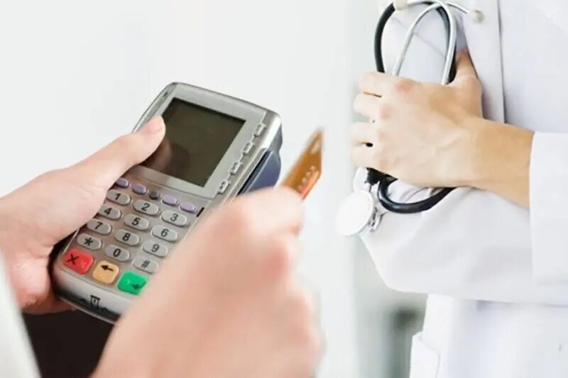 زیرمیزی پزشکان