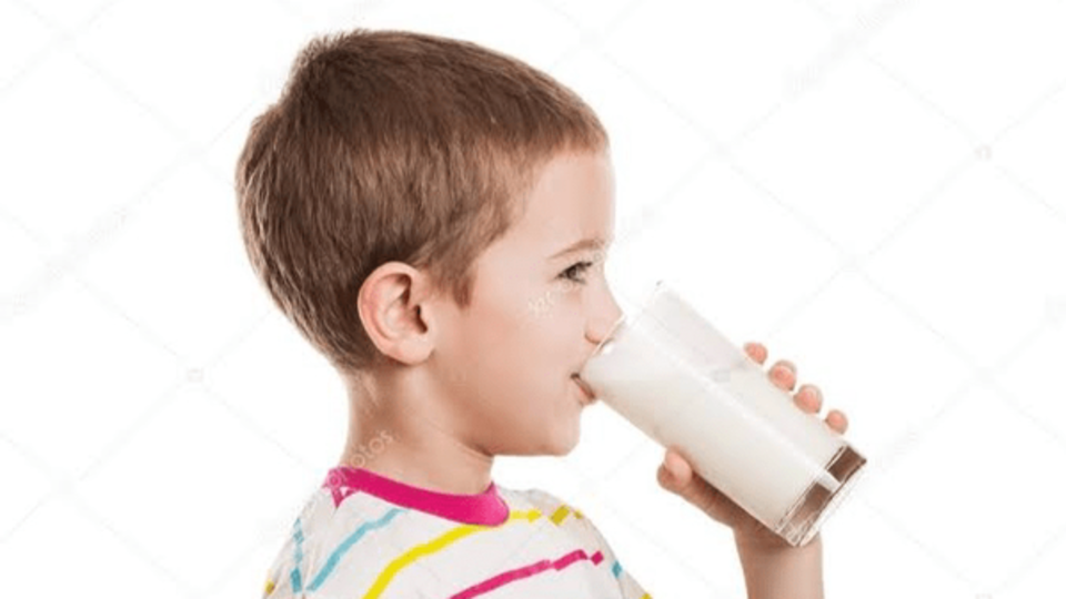 قیمت شیرخام افزایش یافت قیمت شیرخام افزایش یافت