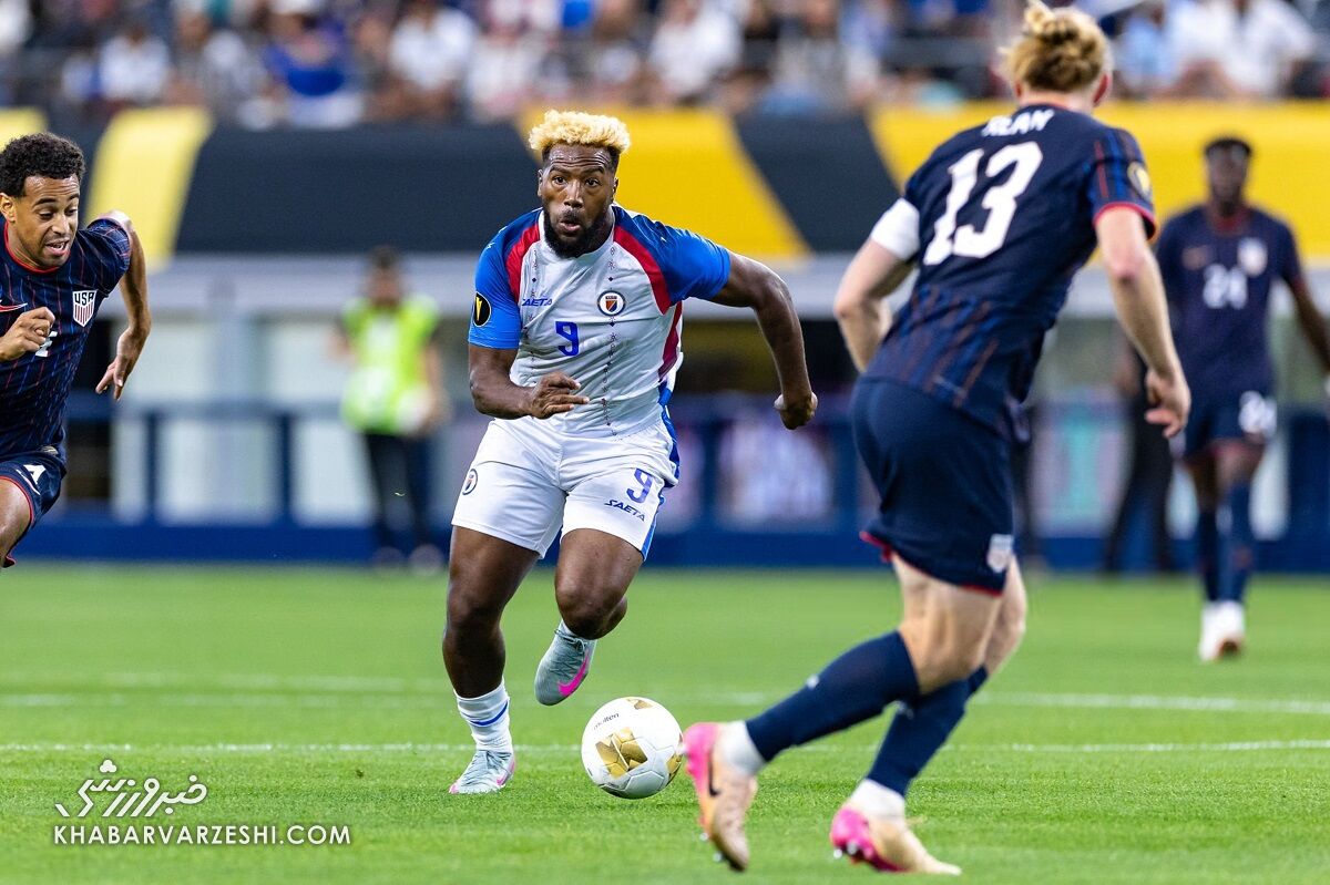 مهاجم استقلال در رقابت با برزیلی‌ها