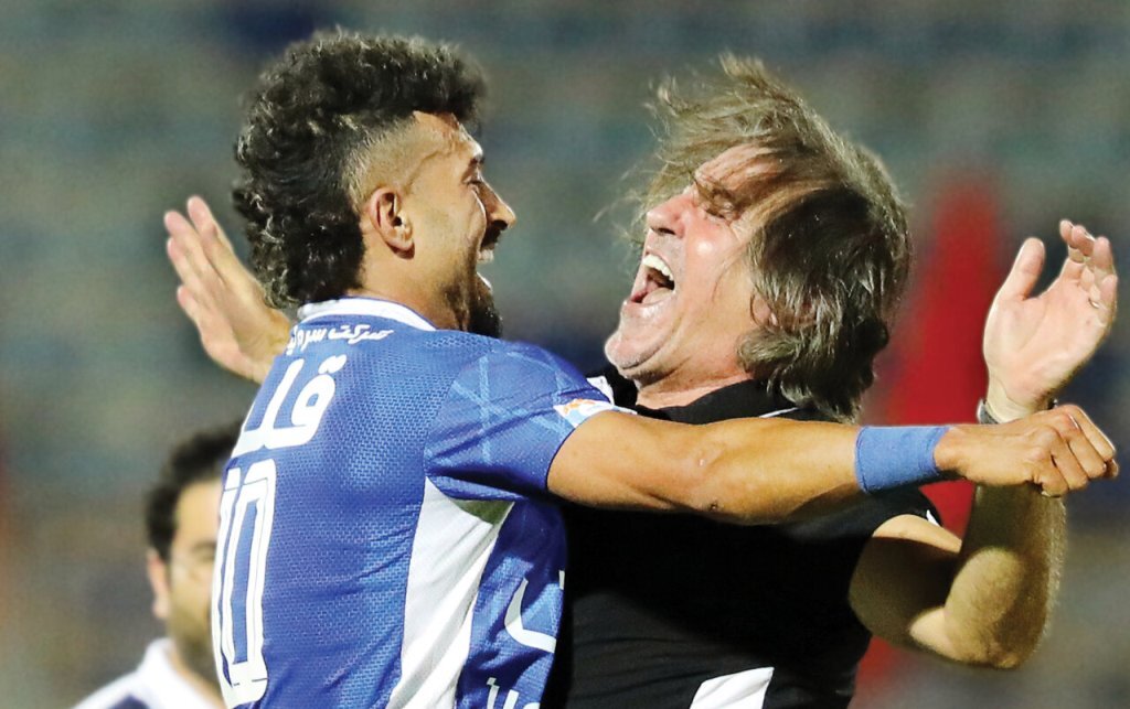 خشم ساپینتو؛ رامین رضاییان از تمرین اخراج شد | اتفاق حاشیه ساز در تمرین استقلال خشم ساپینتو؛ رامین رضاییان از تمرین اخراج شد | اتفاق حاشیه ساز در تمرین استقلال