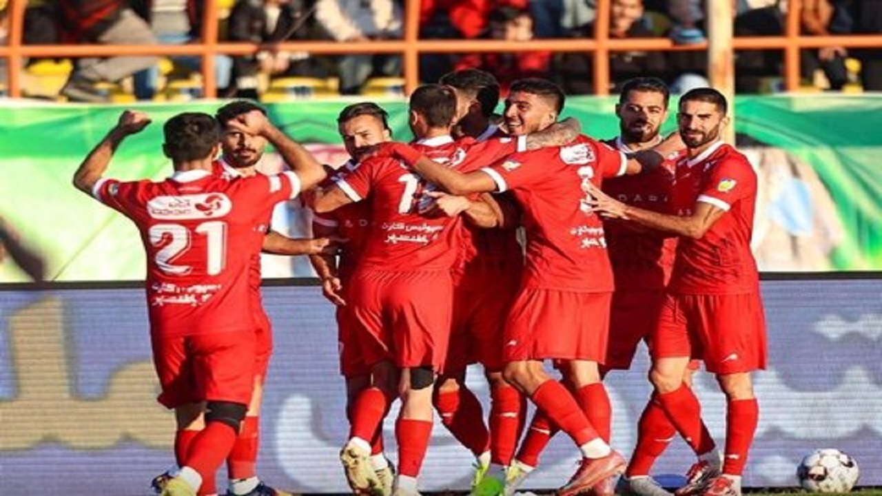 پرسپولیس - پیکان در ورزشگاه دستگردی پرسپولیس - پیکان در ورزشگاه دستگردی