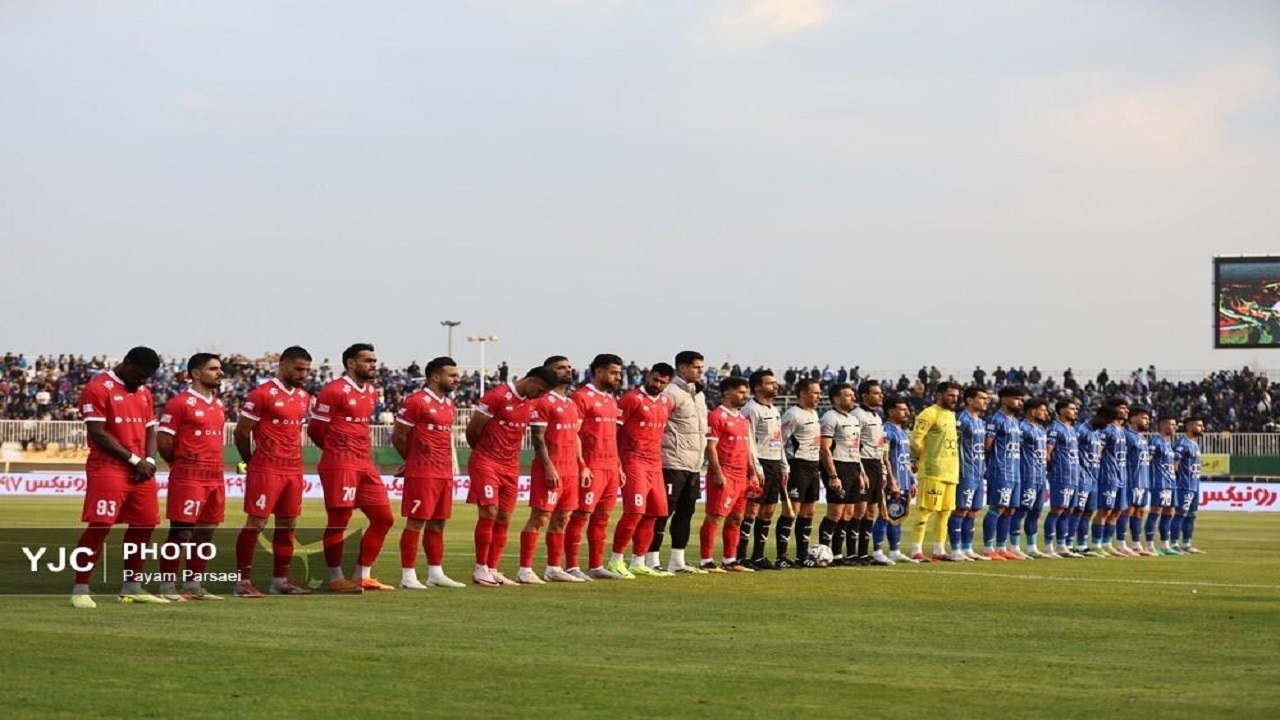 صالح حردانی در بازی دربی باید اخراج میشد/ کمیته انضباطی به سنگپرانی ورود کند صالح حردانی در بازی دربی باید اخراج میشد/ کمیته انضباطی به سنگپرانی ورود کند