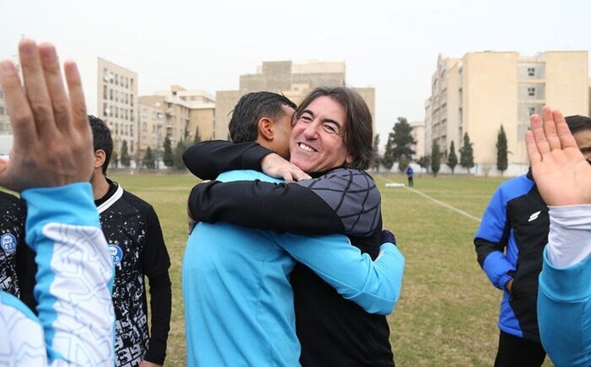 برخورد صمیمانه ساپینتو با رضاییان؛ حضور رامین در تمرین آبی‌ها