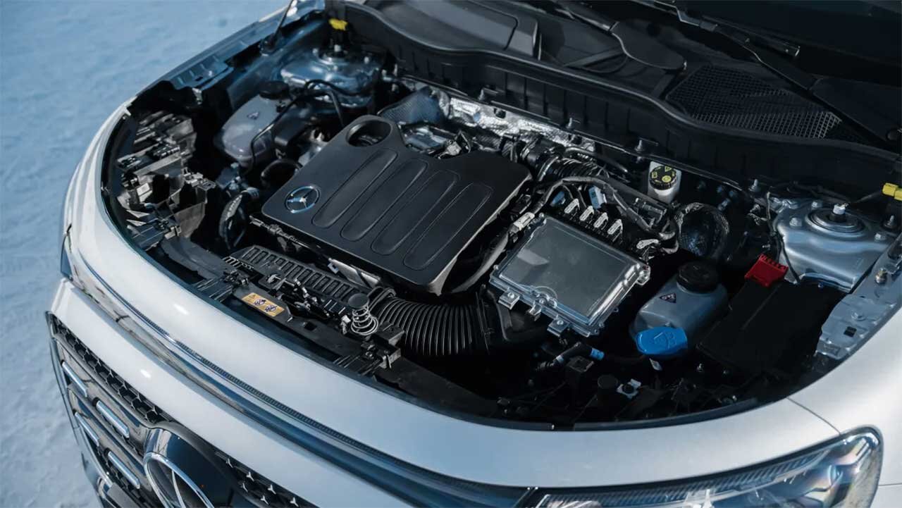 نسل جدید مرسدس بنز GLB با chatgpt معرفی شد