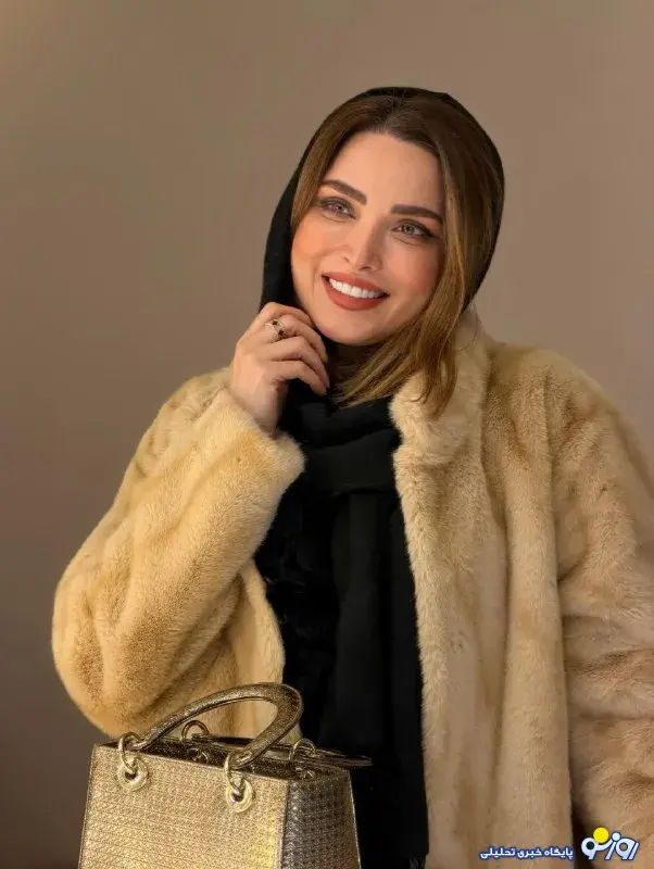 عکس خانم دکتر بازیگر در کنسرت عصار! عکس خانم دکتر بازیگر در کنسرت عصار!