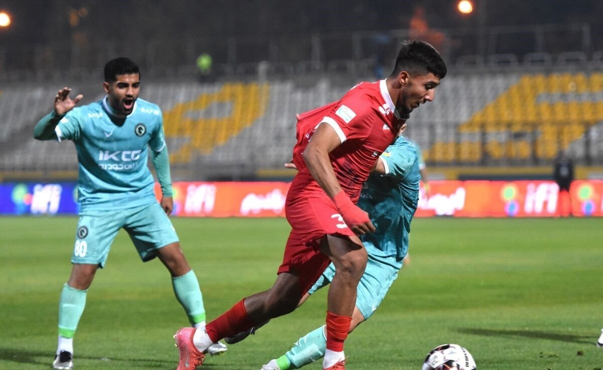 چالش سخت مدافع جوان پرسپولیس در تبریز چالش سخت مدافع جوان پرسپولیس در تبریز