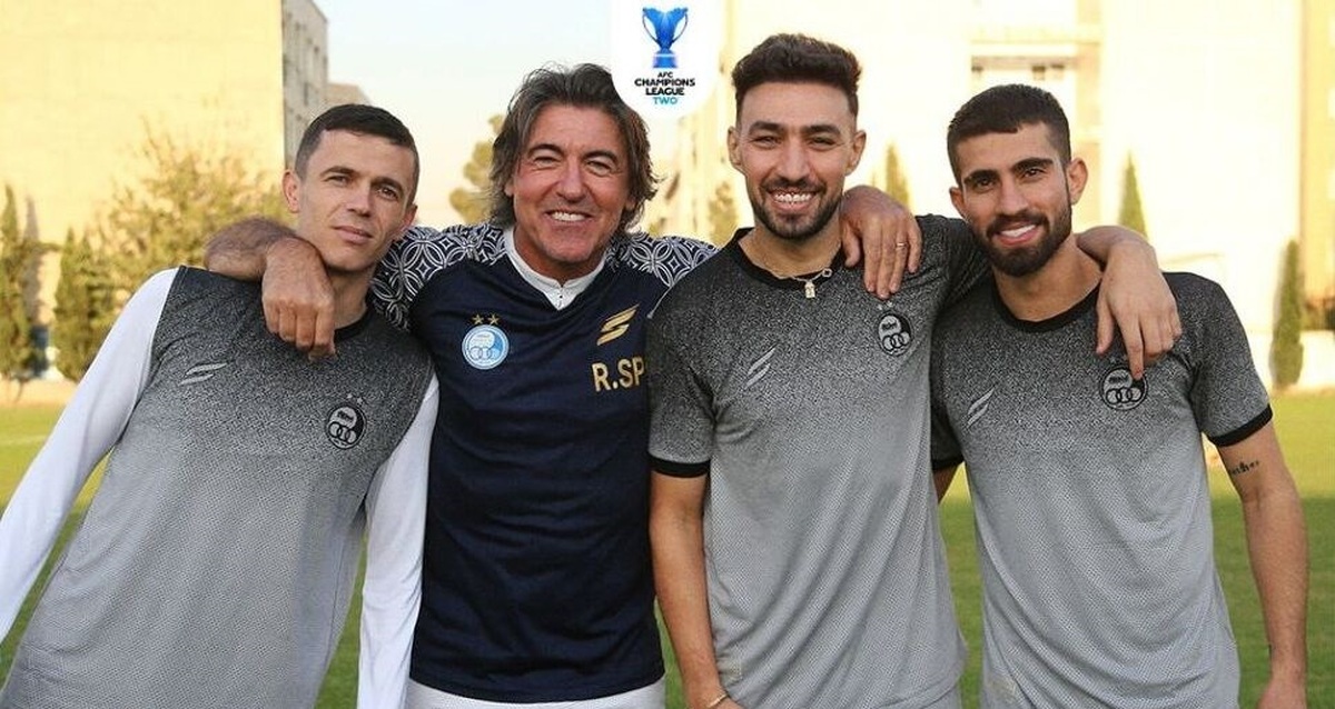 زوم الوصل روی دو ستاره استقلال