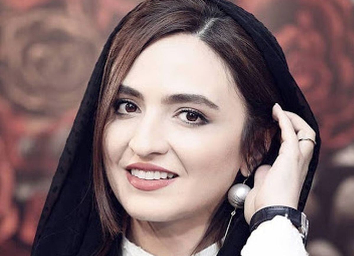 گلاره عباسی